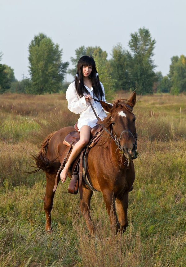 Валя, 25